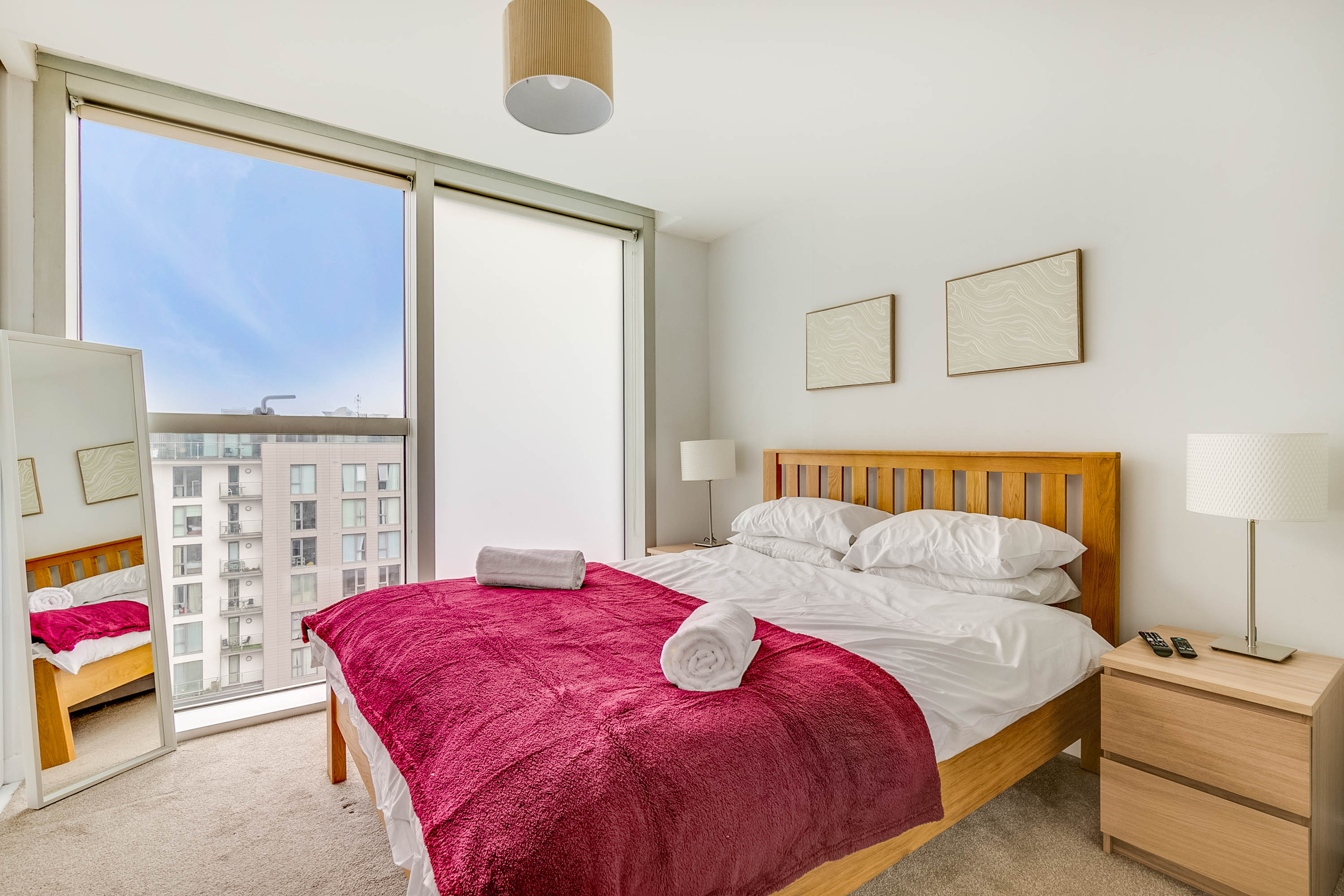 Ruby City Stay - Image 15